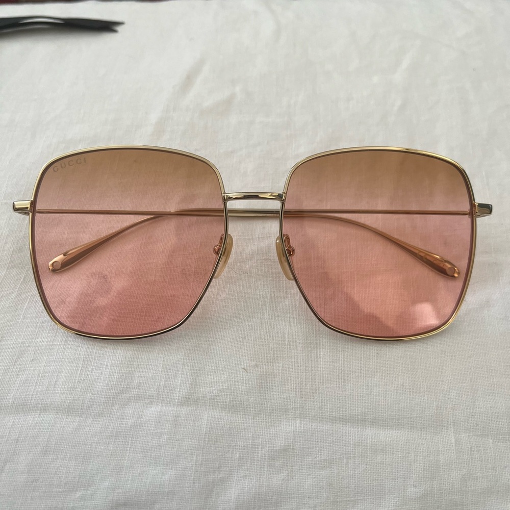 GUCCI sunglasses 😎
